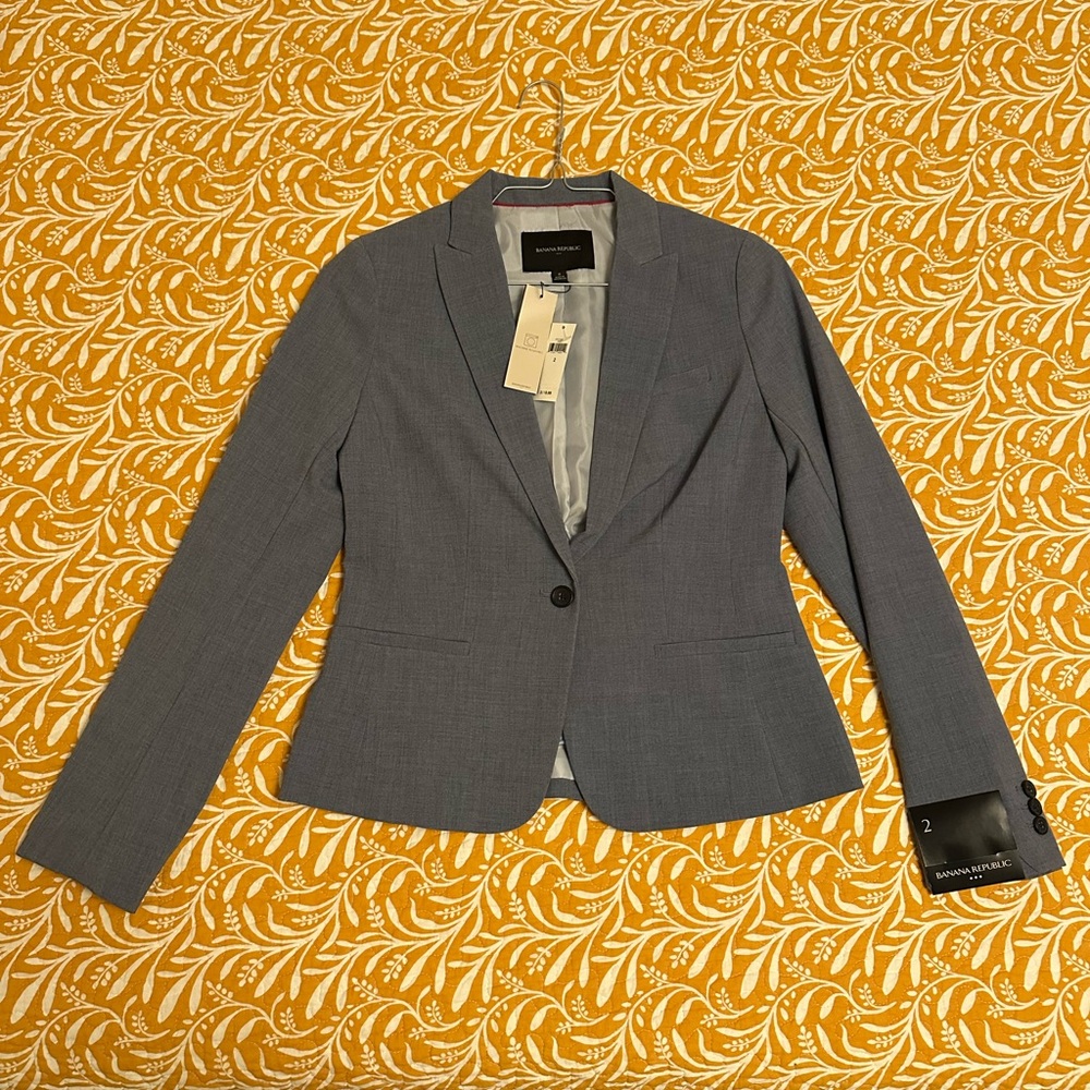 NWT - banana republic Women's blue Blazer